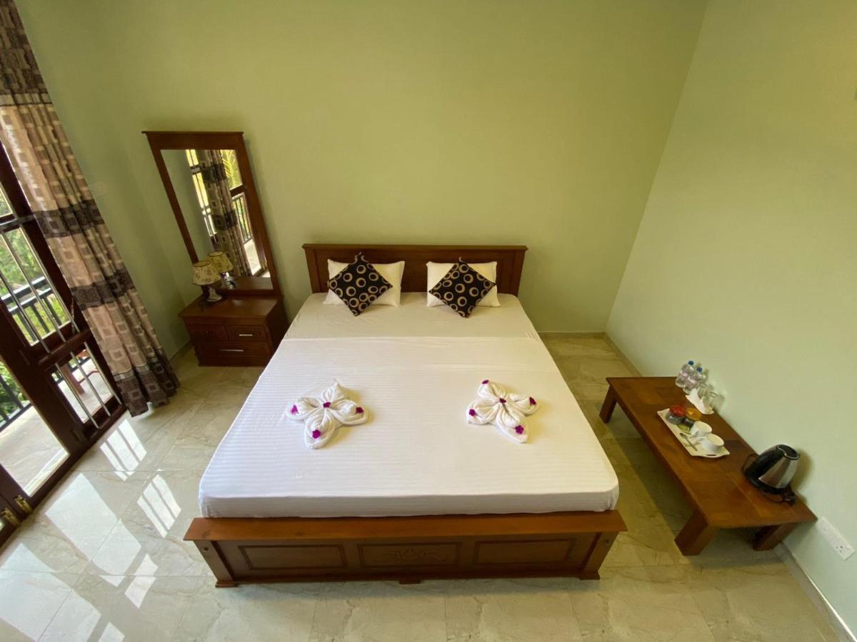 Nirosha Guest House Galle Exteriör bild
