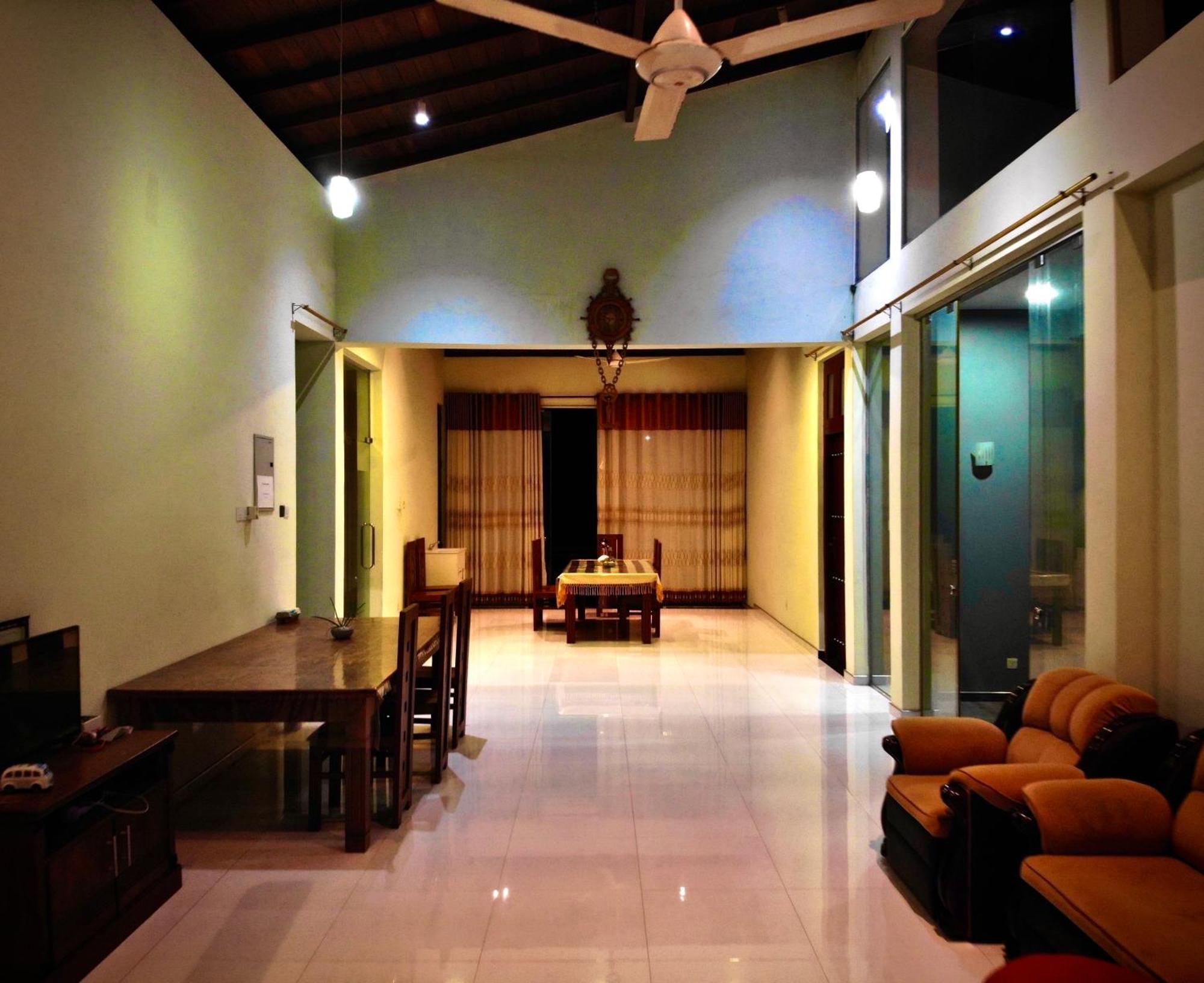 Nirosha Guest House Galle Exteriör bild